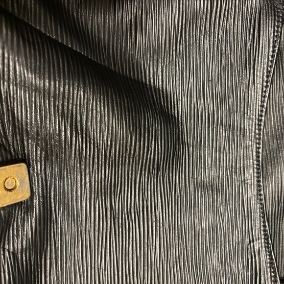 Pre-Owned Authentic Fendi - Picture 10 of 13